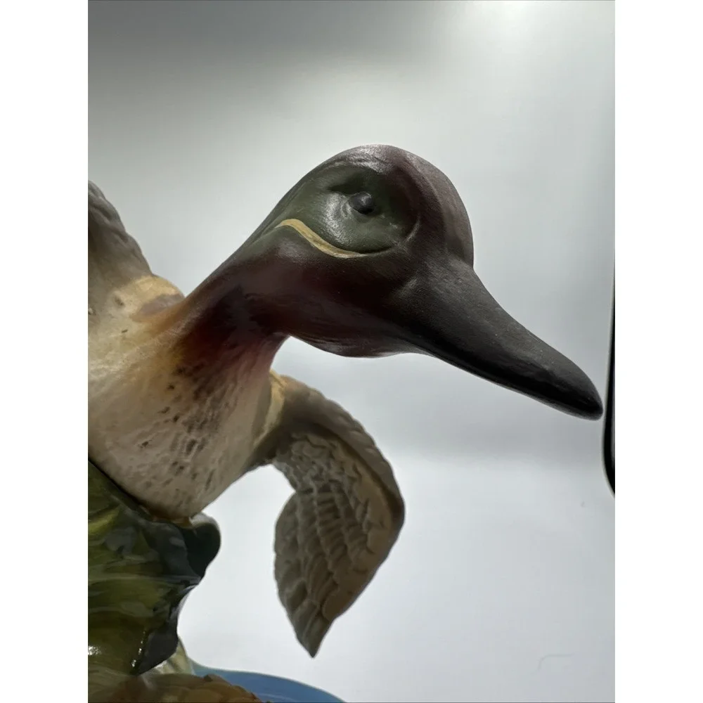 Ducks Unlimited Jim Beam Decanter 1981 Empty Green‎ Winged & Teal Base